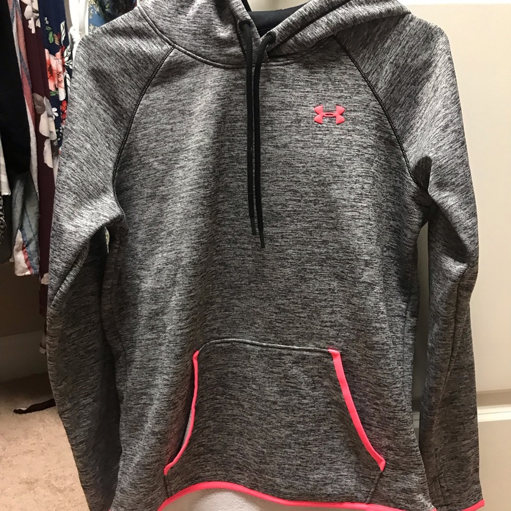 Under Armour pullover
